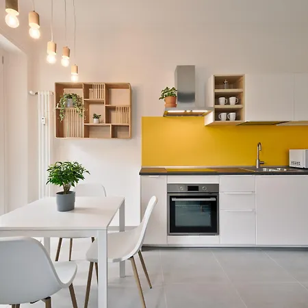 Guesthost - Urban House Carducci - Apartment *