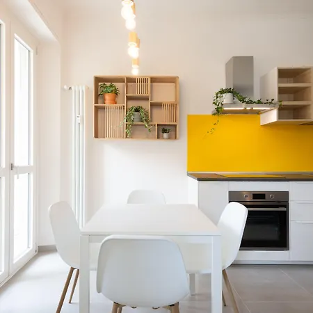 Guesthost - Urban House Carducci - Apartment Turin