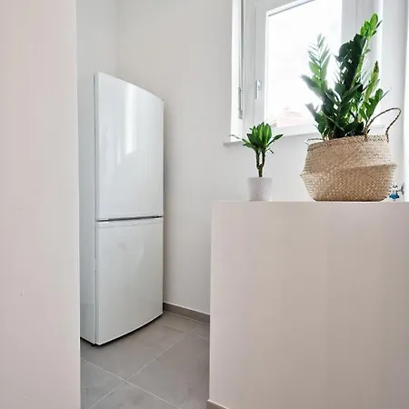 Guesthost - Urban House Carducci - Turin