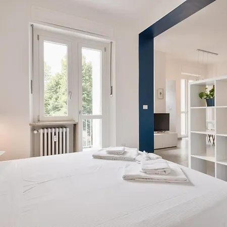 Apartment Guesthost - Urban House Carducci - Turin