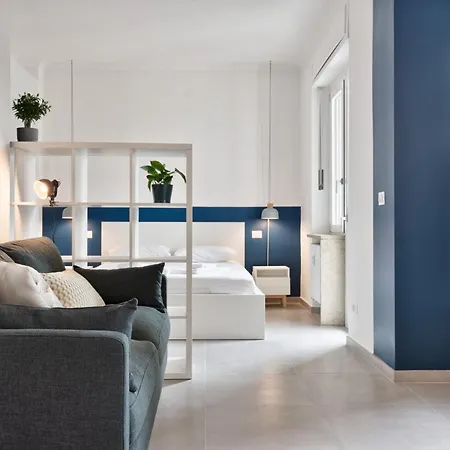 Apartment Guesthost - Urban House Carducci -