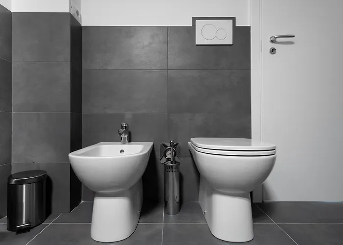 Guesthost - Urban House Carducci - *