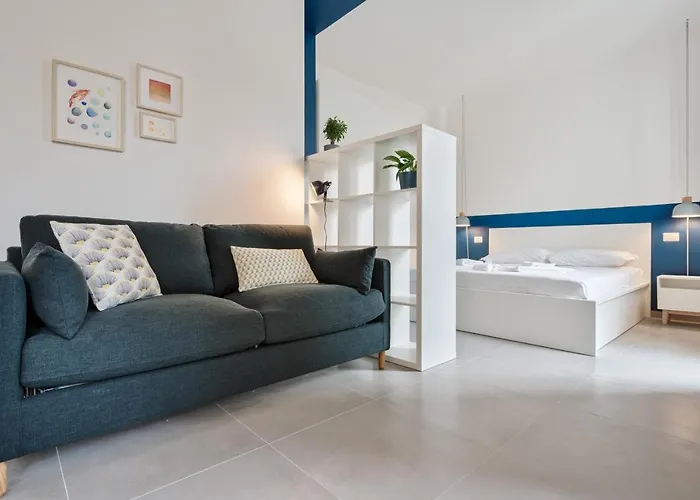 Guesthost - Urban House Carducci - Torino