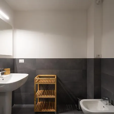 Apartamento Guesthost - Urban House Carducci -