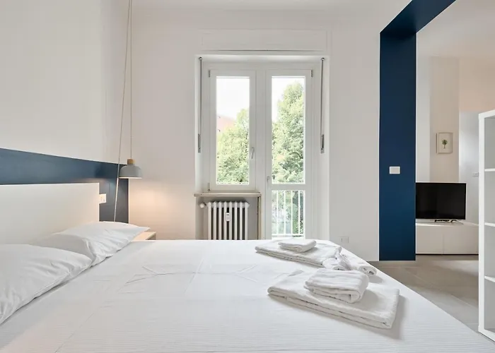 Urban House Carducci - *