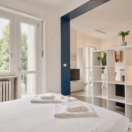 Guesthost - Urban House Carducci -