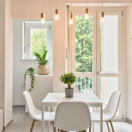 Guesthost - Urban House Carducci - Apartamento *