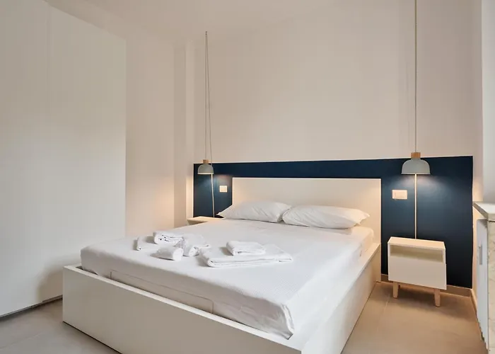 Guesthost - Urban House Carducci - Turyn
